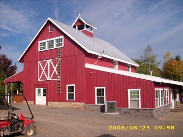 barn1.jpg